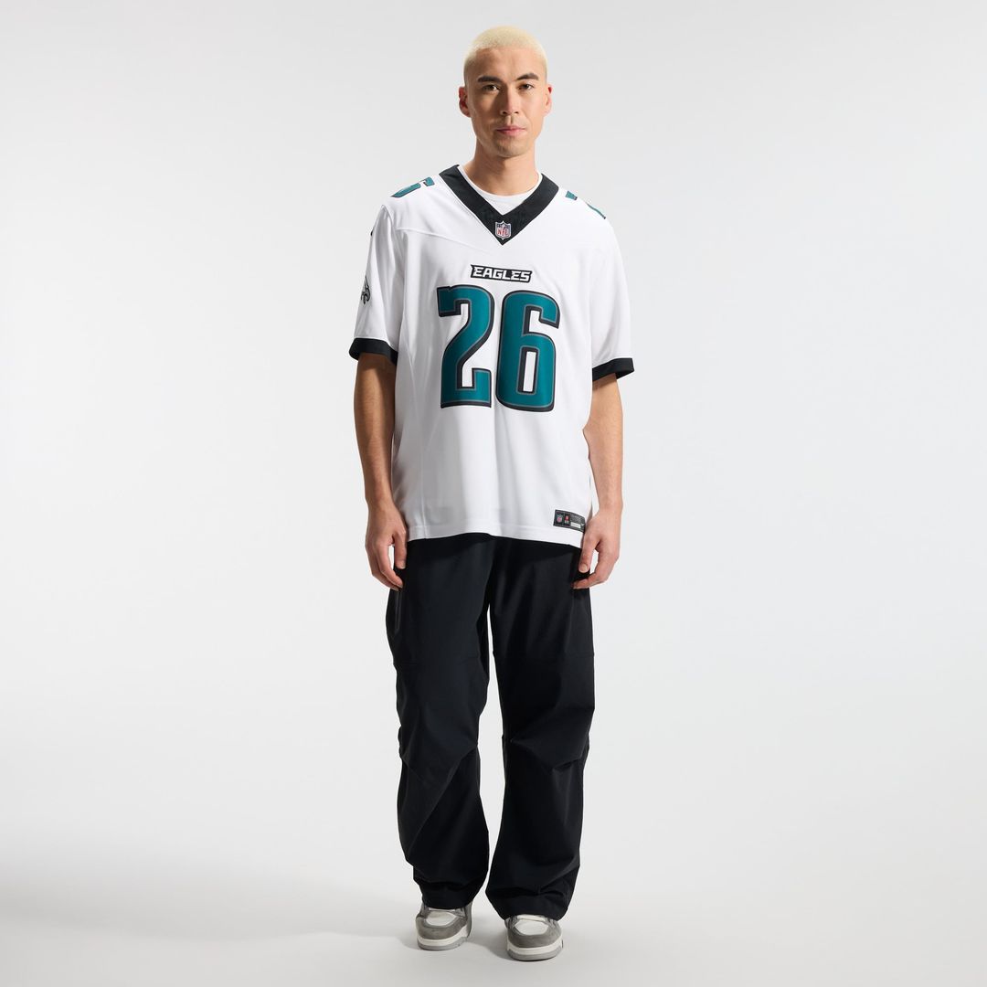 Philadelphia Eagles Saquon Barkley Nike White Vapor F.U.S.E. Stitched Limited Jersey